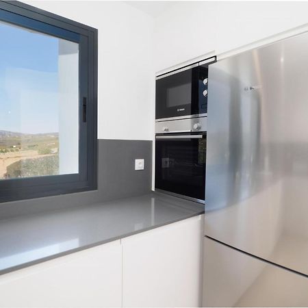 2306 - Brand New Apt, Walking Distance To Beach! Casares Ngoại thất bức ảnh