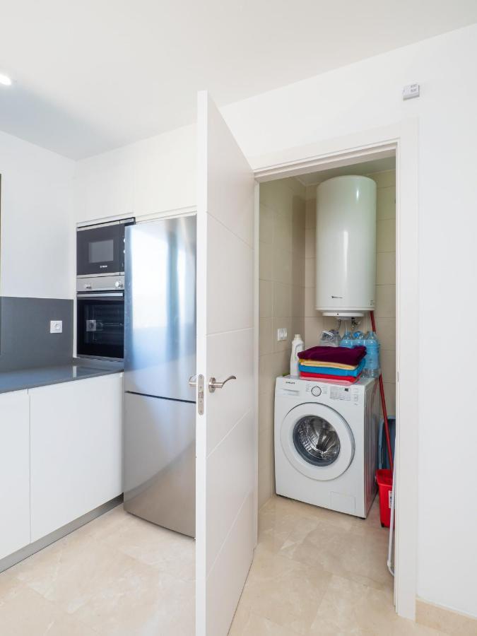 2306 - Brand New Apt, Walking Distance To Beach! Casares Ngoại thất bức ảnh
