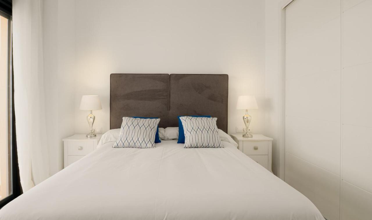 2306 - Brand New Apt, Walking Distance To Beach! Casares Ngoại thất bức ảnh